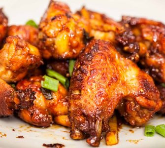 caramelized chicken wings